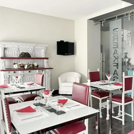 Alojamento de Acomodação e Pequeno-almoço Pepe's Nichelino