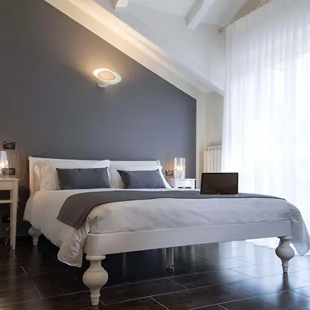 Pepe's Alojamento de Acomodação e Pequeno-almoço Nichelino